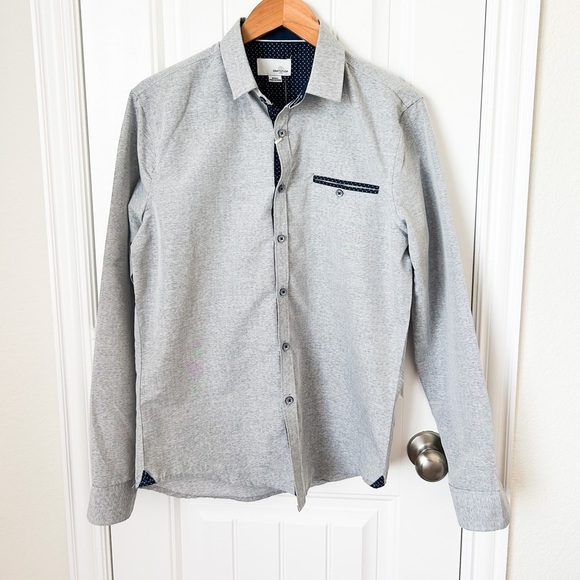 NWT Craft and Flow Men’s Button Front Small - Picture 1 of 2